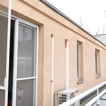 10 Minutes To City Centre And Next To Wien Hbf And Easy From Airport Viena Exterior foto