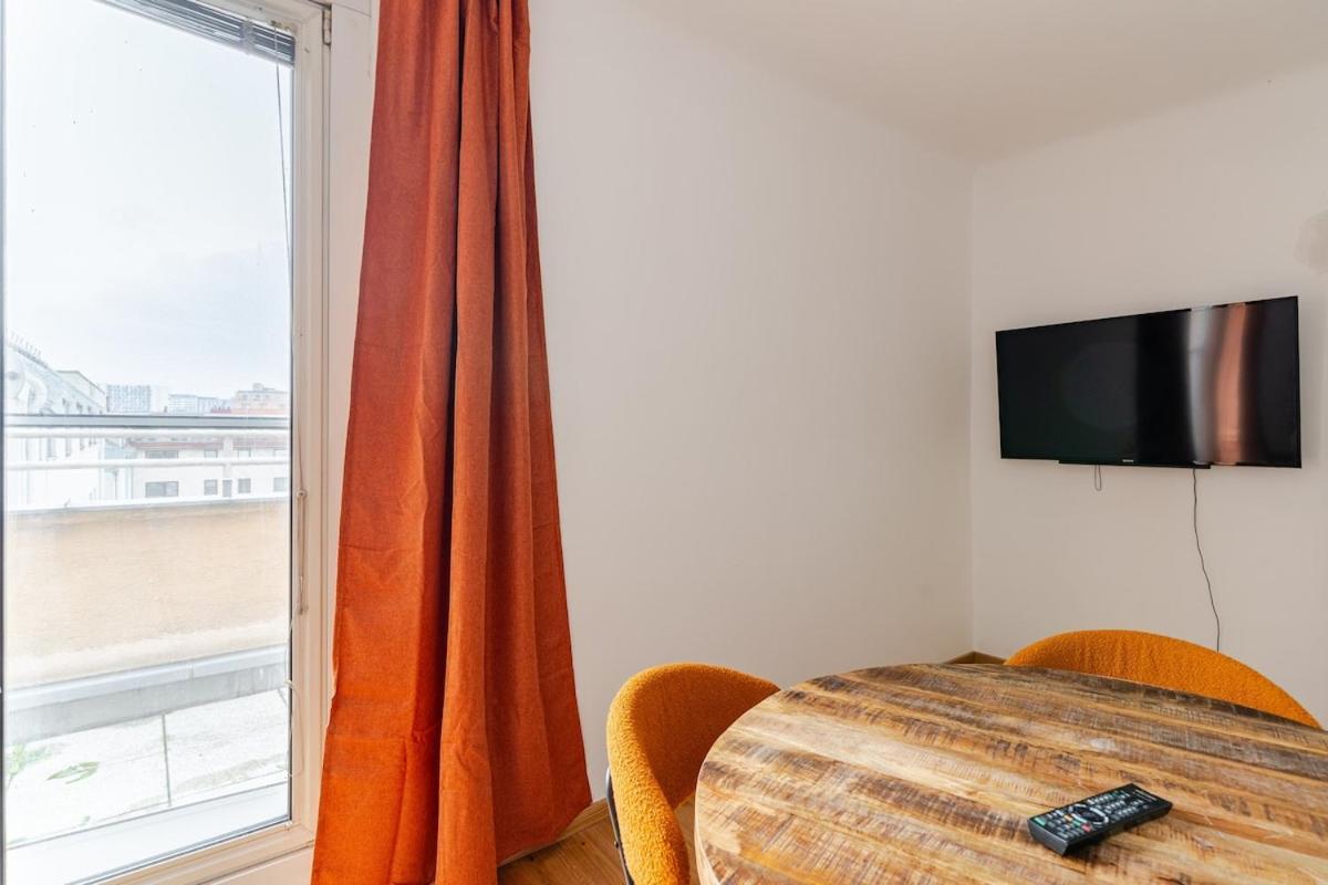 10 Minutes To City Centre And Next To Wien Hbf And Easy From Airport Viena Exterior foto